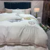 Sängkläder sätter lyxigt satin silkeslen broderi set mjuk slät dubbla täcken täcker sängkläder monterade lakan kuddväskor hemtextiler