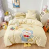 Sängkläder sätter 60-talets egyptiska långhäftiga bomullssolros Applique Girl Set Ruffle Quilt/Däcke Cover Bed Linen Mittade lakor