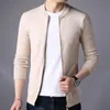 Män s tröjor grå tröja kappa zip upp jackan höst koreansk mode stickad cardigan streetwear smal fit ull 220916