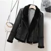 Damesleer dames faux shearling schapenhuid jassen vrouwen 2022 winter dik warm warme pu lam jas zwarte motorfiets vrouwelijk overjas