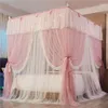 Mosquito Net Pink White Double-Deck Romantic Spets Princess Style Three-Door Golg-Standing Lämplig för 1,2 m 1,5 m 1,8 m 2 m säng