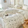 Bedding Defina a cama Bordado de renda de algodão coreano Princess Style Conjunto de ruffles colcha capa de cama com travesseiro de linho de linho Shams