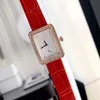 U1 Toppkvalitet AAA Nya kvinnors klockor Quartz Luxury Watch Luxurys Designers Diamond Beze Women Diamond Solda Wristwatches Montre de Luxe High-End Quality D21092714Z