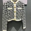 Pulls de créateurs de mode Motifs géométriques Medusa doux élégant Cardigan à manches longues simple boutonnage contraste couleur bouton doux pulls tricotés veste