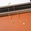 2022 automne nouveau rétro Simple colliers serpent os émeraude et perle pendentif clavicule chaîne femme Ins exquis mode bijoux