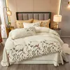 寝具セット豪華なアメリカンスタイルの花と鳥の刺繍セット暖かいベルベットフリースキルトカバーベッドリネンフィットシート枕シャム