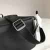 2022 New Nylon 방수 유방 학교 가방 캐주얼 한 단색 디자이너 백팩