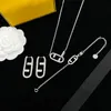 Fashion Designer Bracelet Necklaces Earring for Women Pendant Necklace Stud Earrings F Sliver Chain Designers Jewelry Set Luxury Diamond Bracelets Box