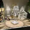 Bordslampor USB Diamond Lamp Art Decoration Light For Bar sovrummet Bedside Crystal LED DEK STUDY NATTLIGHTER LJUSNING Br￶llop