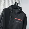 Herren Jacken Designer Mantel Varsity Schwarz Outdoor Wasserdichte Jacke Reißverschluss Windjacke Mäntel Größe M-3XL