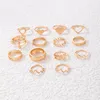 Nova moderna Letra do cora￧￣o Cora￧￣o Hollow Out Anel para mulheres Geometria Gold Alloy Metal Jewelry Gifts Anillo 14pcs