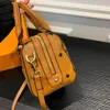 Marka Ladies skórzana mini boston top-zip torebki na ramię torebki torebki luksusowe designerskie kobiety brązowe kropki małe krzyżowe poduszka torebka w różowej torbie dłoni plażowej