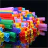 100 st flexibel plast Bendy Mixed Colors Party engångsdrickor Strån Kids Birthday Wedding Decoration Event Supplies267H4030276