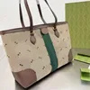 Klassische Einkaufstasche, große Kapazität, Umhängetaschen, Damen-Handtasche aus Segeltuch, alte Blumen, ikonische Brief-Reisetaschen, Geldbörse, rot-grün gestreift, Ledergriff-Handtaschen