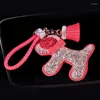 Interiördekorationer Luxury Leather Dog Pendant Keychains Strap Keychain Holder Bag Car Key Ring Smycken Bling Accessories for Girls Woman