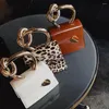 Akşam çantaları metal tutamak crossbody için kadınlar için moda tasarım yüzüğü büyük bükülmüş tek omuz chian kadın haberci çantalar