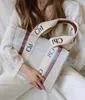 Designerska luksusowa torebka damska torebka Tory TB Fashion pochylone torby na ramię uniwersalne torebki Tories Burchs Totes duża pojemność siodło węgiel