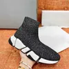 2022 Designer Paris Sok Shoes Casual Fashion Triple Speed ​​Trainer Black White Red Fashion Fashion Glitter Graffiti Meias femininas