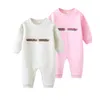 Schöne Baby Strampler Herbst Winter Neugeborenen Baumwolle Verdicken Warme Overalls Infant Buchstaben Gedruckt Onesies Kleinkind Kinder Strampler