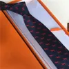 2022 Mens Women Designer Ties Fashion Neck Tie Men Ladies With Pattern Letters Neckwear Fur Solid Color Neckties 881
