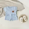 Ensembles de vêtements nés bébé Summer Candy Solor Set Fille mignon ours broderie poche manches courtes garçons boys de coton solide Soft 2pc costume 220916