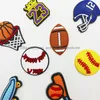Acess￳rios para pe￧as de cal￧ados Charms croc para meninos esportes gibits de basquete e futebol de softbol de beisebol com sneak zcroccharmst8385719