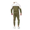 Suits-survains masculins 2022 Camouflage Printmen Print Patchwork Jacket Men 2 pièces Chandal Sportswear Sweatshirts