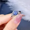 Anelli a grappolo con anello con diamante Mossan blu da 1,0 CT Classe VVS1 di chiarezza con GIA per donne scintillanti di fidanzamento