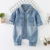 Neugeborenen Baby Strampler Denim Overall Für Frühling Baby Jungen Kleidung Herbst Baby Mädchen Jungen Kleidung Unisex Overalls 0 3 6 9M Kleidung2407649775