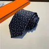 Kvinnliga slipsar Mens Designer Neck Tie Suit Slippies Luxury Business Men Silk Ties Party Wedding Neckwear Cravate Cravattino Krawatte Choker 6630