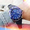 Marca de fábrica superior Movimiento de cuarzo Reloj Moda para hombre 43MM Reloj de tiempo Cinturón de goma Venta al por mayor Regalos masculinos Cronómetro Caja de acero inoxidable Relojes de pulsera de estilo deportivo a prueba de agua