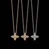 Womens Designer Necklaces Iced Out Pendant V Letter Fashion Four-leaf Clover Necklace Jewelry