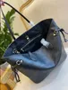 Sacs de cr￩ateurs de mode 5a de qualit￩ Femmes 2pcs / ensemble Fleurs en relief Crossbodybodage Sac ￠ main Composite Clutch Crossbody Tote Messenger Purse