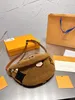 designer di lusso Marsupio Borsa a tracolla da donna Borse a tracolla da donna Borse a fiori antichi Fodera in tela felpata Lettere in rilievo Borsa in pelle di vacchetta Portafoglio con cerniera