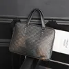 Сплетенная кожаная портфель ручной работы для мужчин Business Bag Brand Brand Male Fashion Travel Ploudbody Sacds Сумки