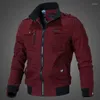 Jackets masculinos Autumn Jacket Militar Homem Moda Bomer Outerwear