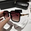 sunglasses for women classic Summer Fashion 8826 Style metal and Plank Frame eye glasses Top Quality UV Protection Lens with box