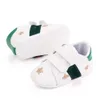 Neonati maschi Primi camminatori Scarpe Bambina Infantile Bambino PU Scarpe con suola morbida Scarpe da ginnastica per bambini Scarpe da culla6570766