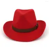 Basker qbhat brett randen ull filt cowboy fedora hattar med mörkbrunt läderband kvinnor män klassisk fest formell hatt grossist