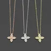 Womens Designer Necklaces Iced Out Pendant V Letter Fashion Four-leaf Clover Necklace Jewelry