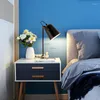 Tischlampen Nordic LED-Lampe Macaron-Stil Home Deco Farbbeleuchtung Leuchten für das Schlafzimmer Persönlichkeit Nachttisch