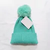 10 pcs printemps automne hiver enfant chapeaux de Noël filles sport mode bonnets Skullies Chapeu casquettes coton Gorros laine chapeau chaud tricoté ampoule enfants 11 couleurs couleur bonbon