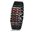 Montre-bracelets Digital Watch Men Sport Women Regarde le poignet masculin LED électronique pour les heures d'horloge