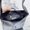 مصمم دلو التسوق الأوبو حقيبة جلدية حقيقية الأزياء أكياس الكتف السود