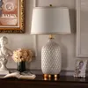 Table Lamps American Modern Minimalist Lamp Bedroom Bedside Ceramic Pineapple Decoration Study Living Room Dining Desk