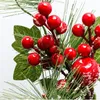Dekorativa blommor bröllop hemväxt stjälkar dekoration röd bär falsk gren juldekor konstgjord tall