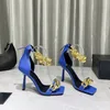 Mulheres vestidos sapatos de salto alto designer feminino bombas de couro genu￭no lady sand￡lias Chain Gold Chain 9.5cm