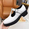 Ny modekl￤nningskor Kvinnor Br￶llopsfest Kvalitet L￤der H￶g klack Flat Shoe Business Formal Loafer Social Chunky Size35-40