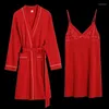 Vêtements de nuit pour femmes Couple Robes Printemps Et Automne Plein Coton Rouge Femmes Robe De Mariée De Mariage Robe Big Yards M-3XL À Manches Longues Peignoir Hommes