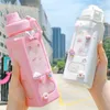 Su Şişeleri Kawaii Ayı Pastel Su Şişesi 3D Etiket ile 700ml/900ml Plastik Seyahat Çay Suyu Sütü Taşınabilir Sevimli Shaker İçecek Şişesi Hediyesi 220919